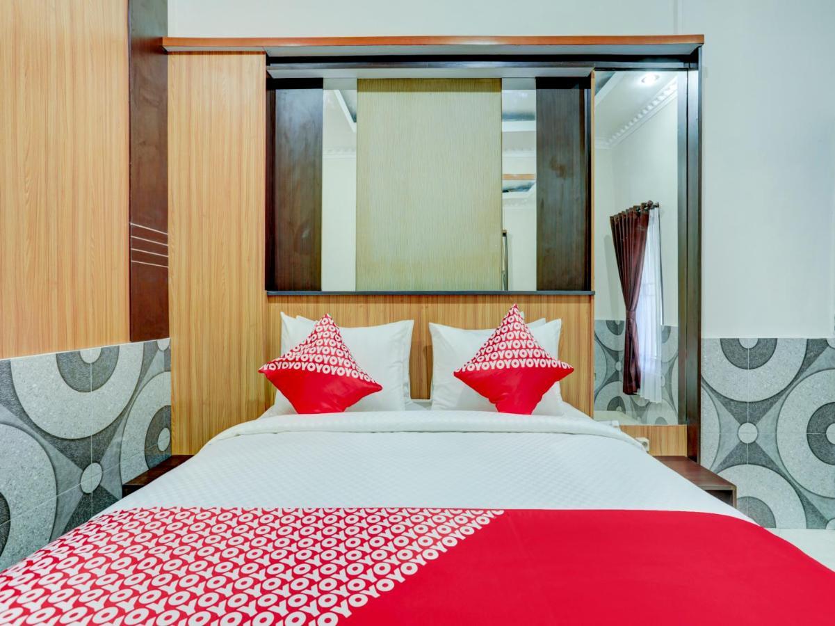 Oyo 90131 Liberty Guest House Sempidi Bagian luar foto