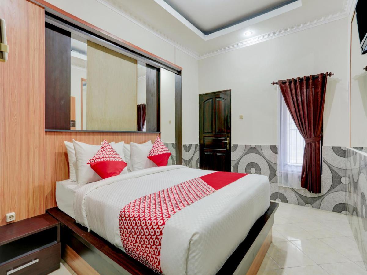 Oyo 90131 Liberty Guest House Sempidi Bagian luar foto