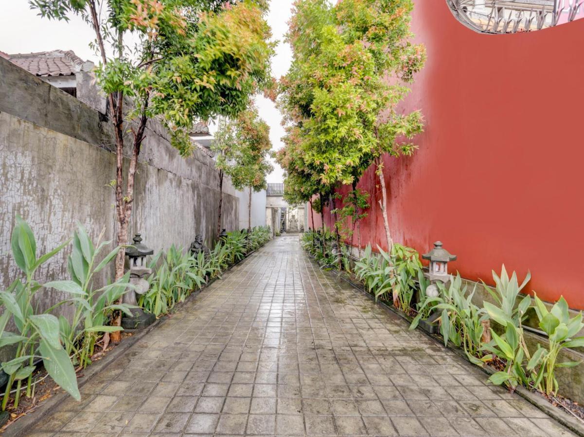 Oyo 90131 Liberty Guest House Sempidi Bagian luar foto