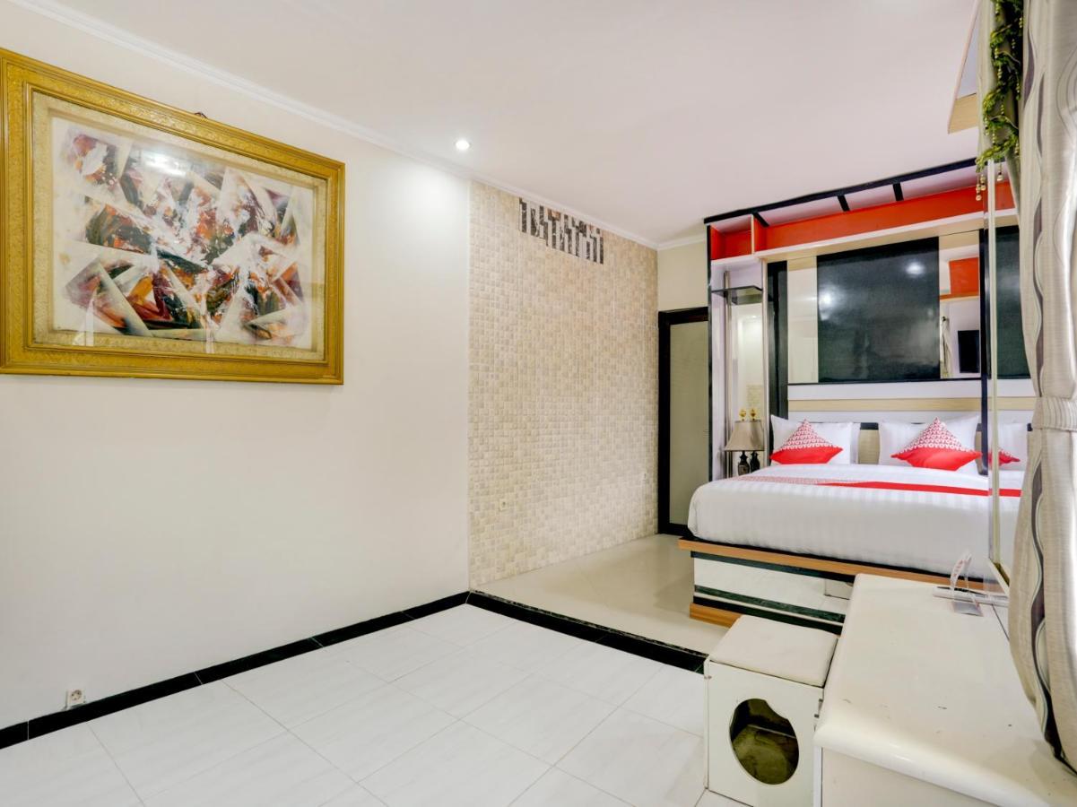 Oyo 90131 Liberty Guest House Sempidi Bagian luar foto